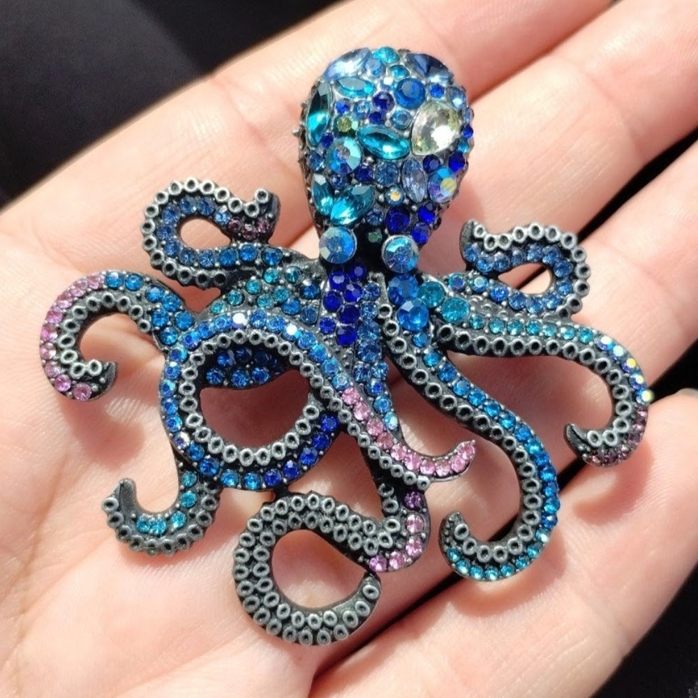Sparkling Rhinestone Octopus Brooch